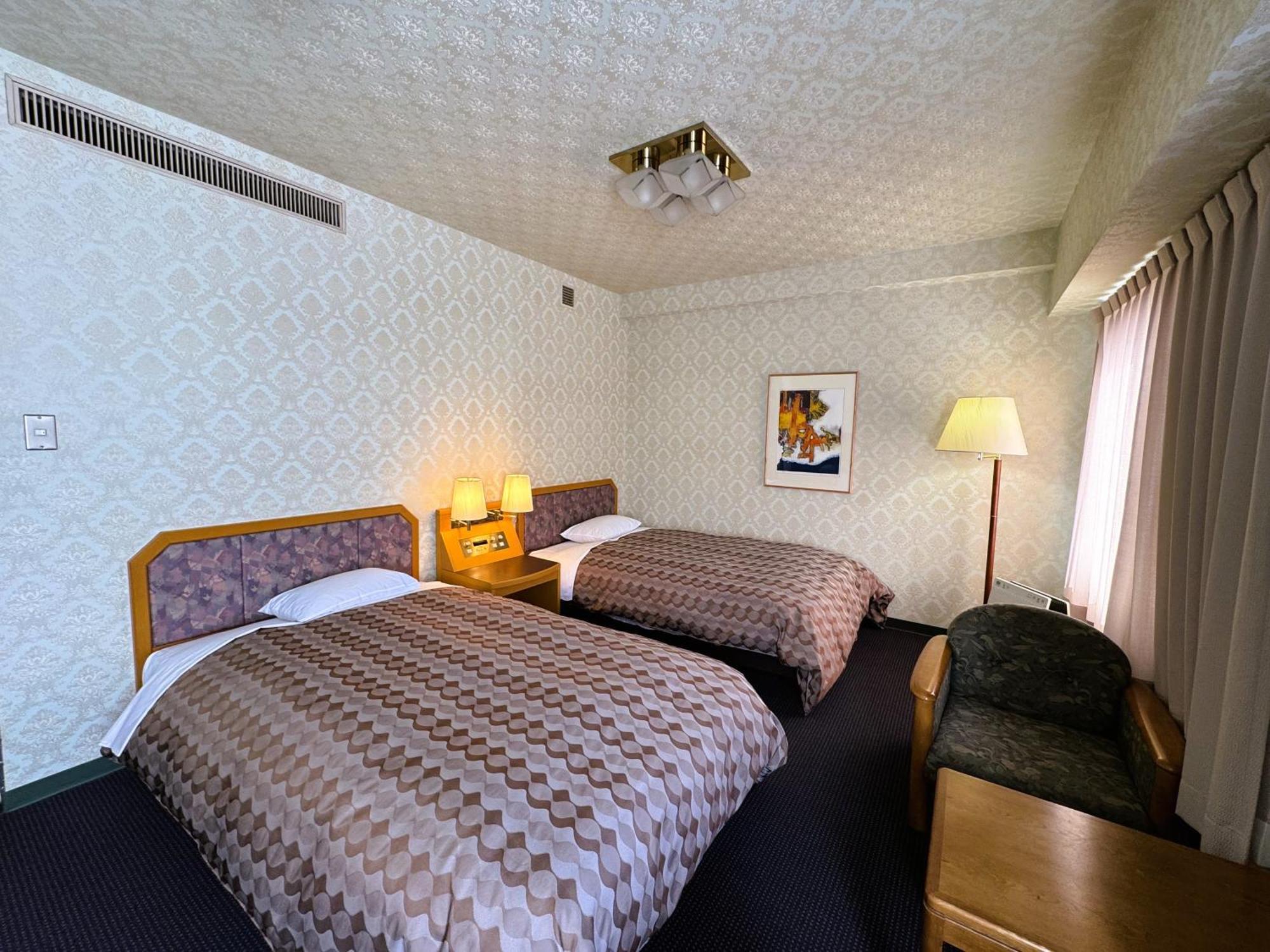 Ohta Grand Hotel Ōta Esterno foto